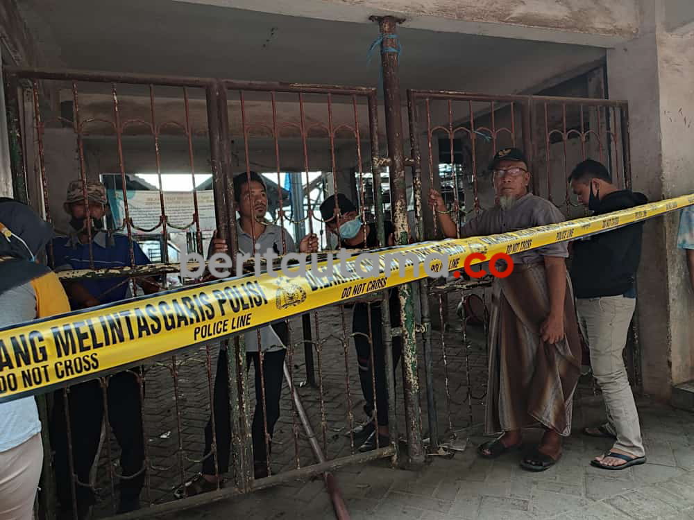 Dilalap Si Jago Merah, Pasar Sidayu Gresik Ludes Terbakar