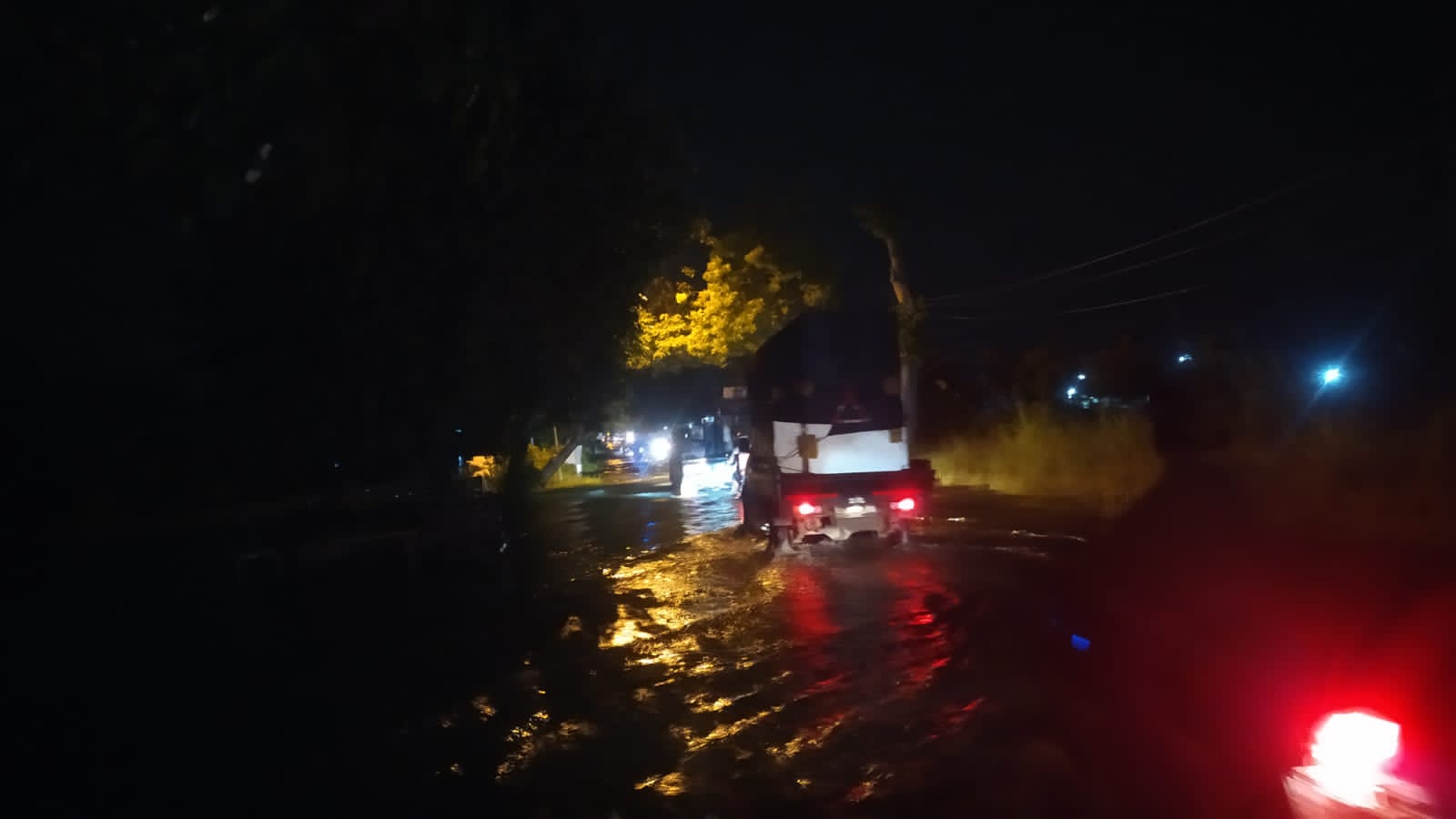 Beberapa Desa Masih Terendam Banjir