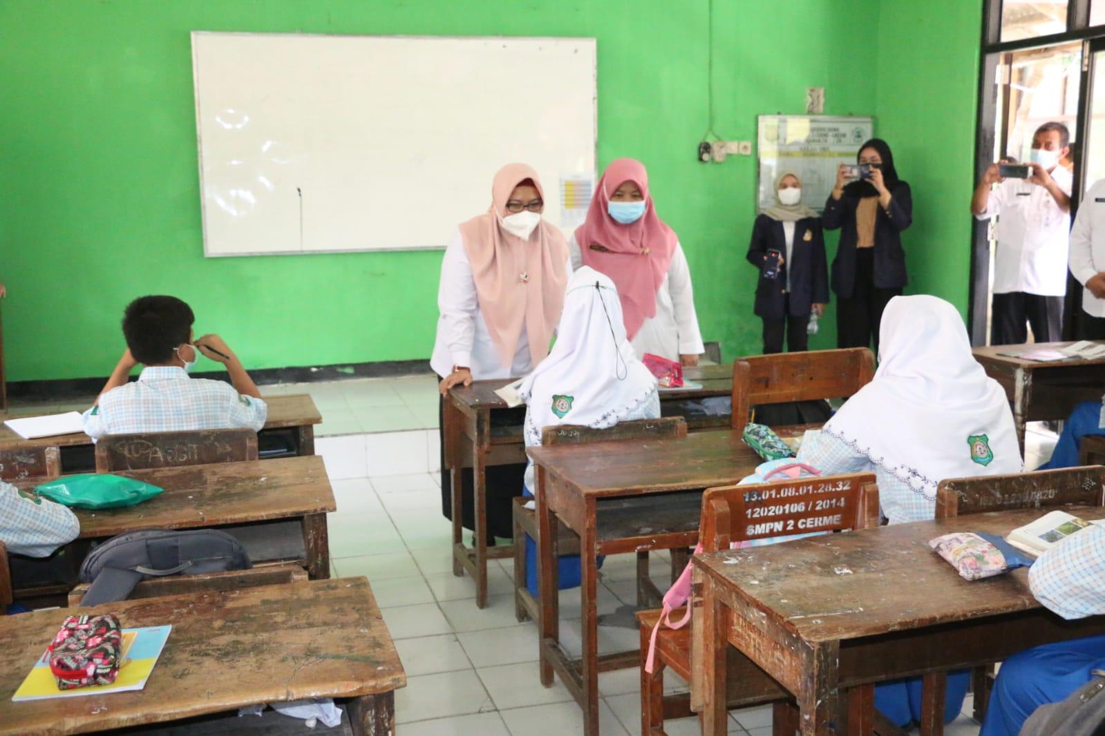 Kontraktor di-Blacklist, Disdik Tetap Tuntaskan Rehab SMPN 24 Gresik