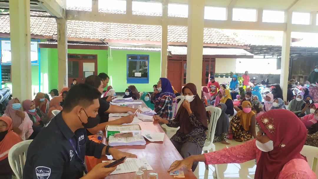 Keluarga Penerima Manfaat di Gresik Ngaku Puas BPNT Dicairkan Tunai