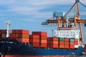 Momentum Kuatkan Produksi Dalam Negeri dan Kurangi Konsumsi Barang Impor di Tengah Ketidaktetapan Ekonomi Global