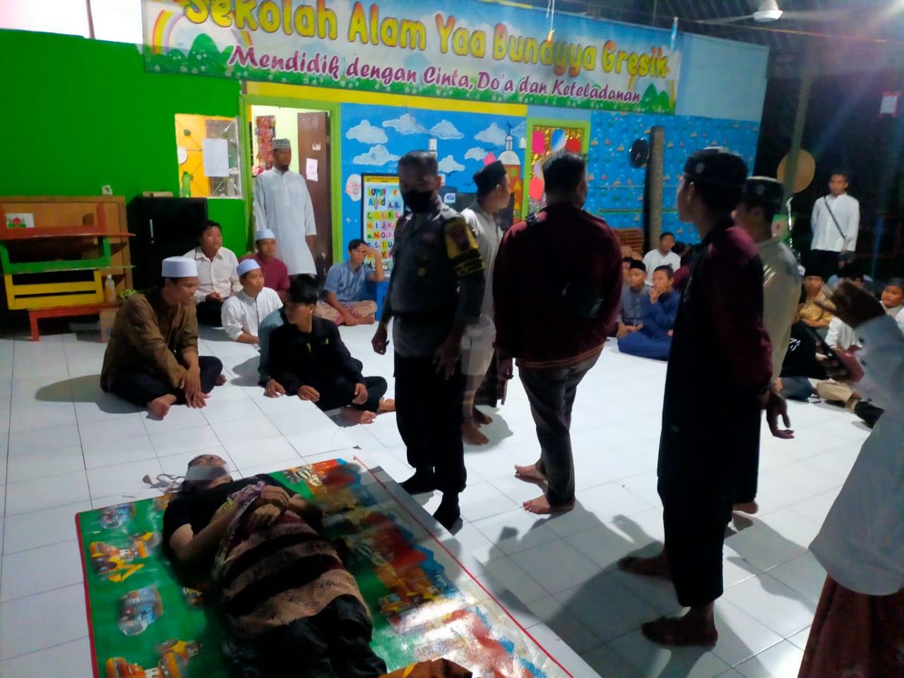 Tak Bisa Berenang, Santri di Gresik Meninggal Tenggelam di Telaga