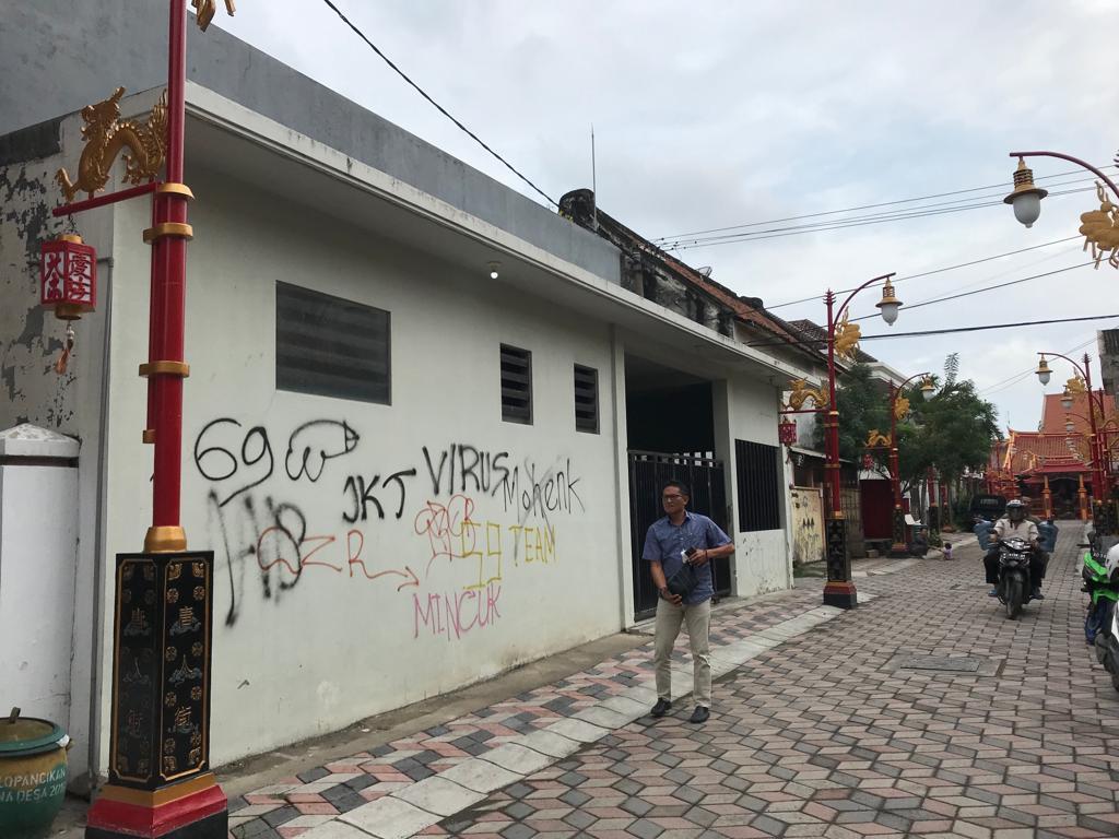 Prihatin Aksi Vandalis, DPRD Gresik Minta Dipasang CCTV di Kawasan Heritage Kampung Pecinan