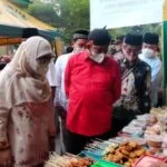 Hari Pertama Puasa, Bupati dan Wabup Sumenep Sambangi Bazar Takjil