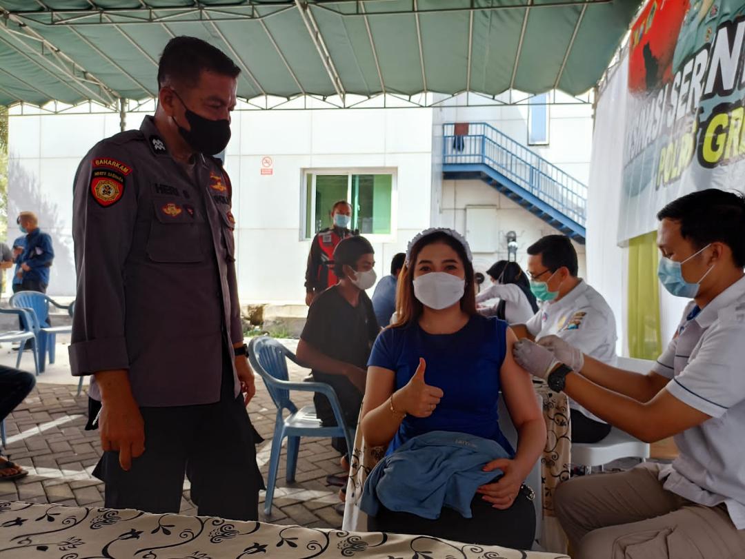 Kali Kedua, Polres Gresik Digandeng JIIPE Vaksinasi Booster Karyawan