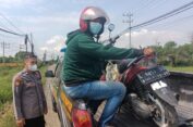 Motor Pemudik Mogok, Polisi Gresik Bantu ke Bengkel