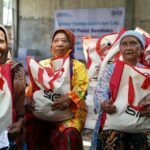 SIG Gelontor 33 Ribu Paket Sembako untuk 4 Kabupaten di Indonesia