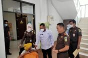 Sujud Syukur Setelah Kejari Gresik Tempuh Restorative Justice