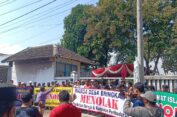 Warga di Gresik Unjukrasa Damai Tolak Pendirian Gereja, Ini Alasannya