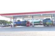 Pasokan Solar Masih Tersendat di Gresik, Sopir Truk Pilih Antre di SPBU