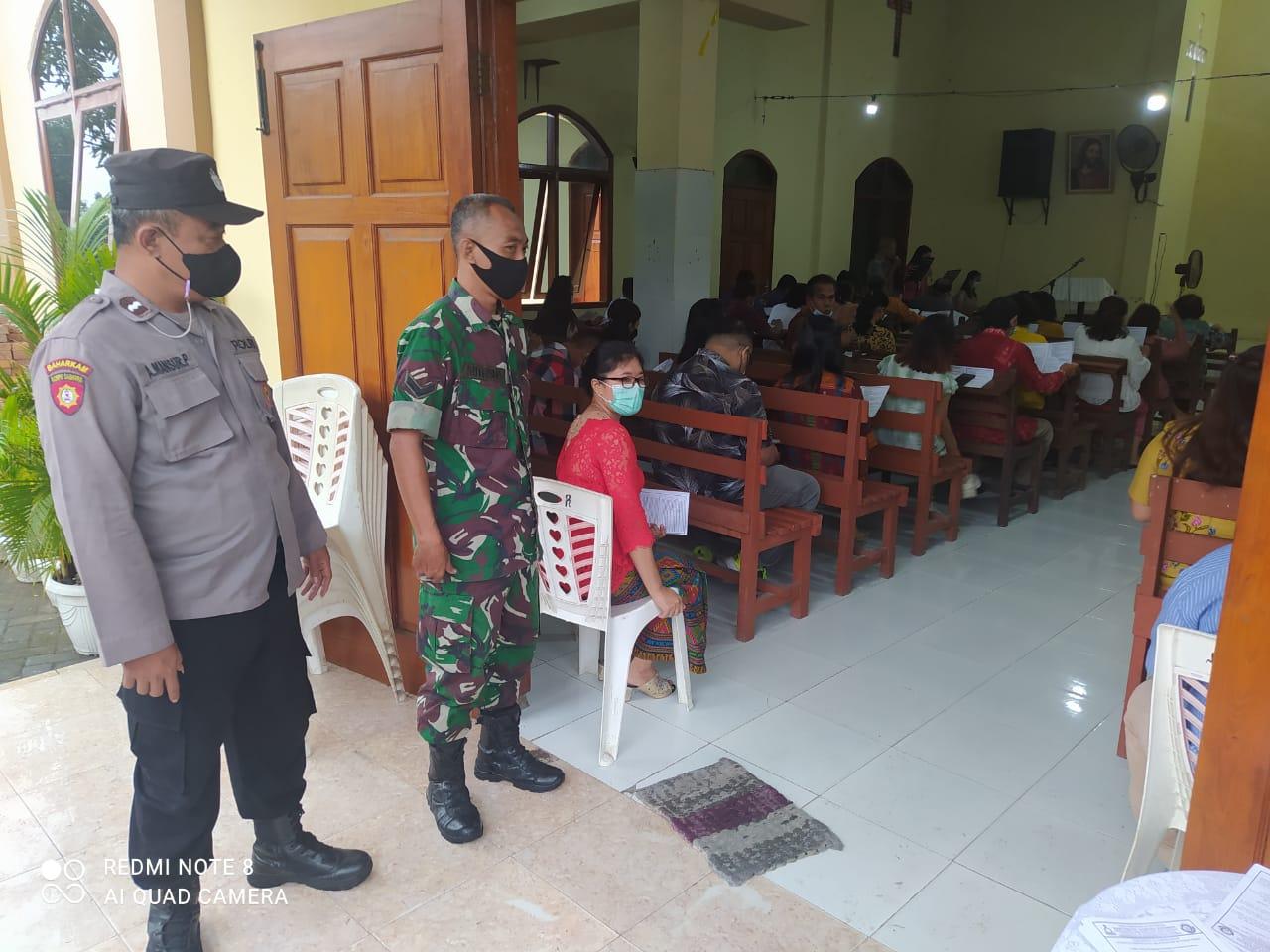 Polisi di Gresik Jamin  Ibadah Umat Nasrani Aman dan Kondusif
