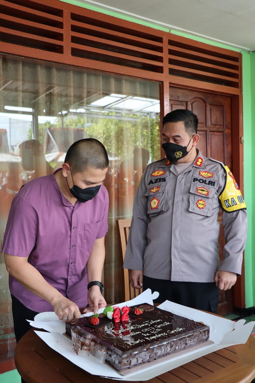 Dandim 0817 Gresik Ulang Tahun, Kapolres Gresik Beri Surprise