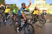 Sambut HUT Ke-76 Bhayangkara, Polres Sumenep Gelar Gowes dan Jalan Santai