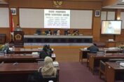 Bupati Gresik Dukung Ranperda Usulan Dewan dan Minta Ruang Diskusi yang Cukup