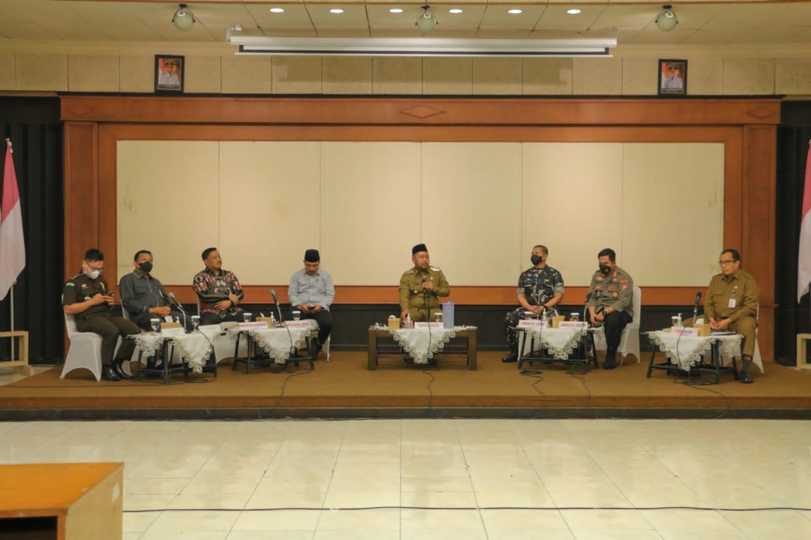 Jelang Iduladha, Forkopimda Gresik Rakor Antispasi Penyebaran Wabah PMK