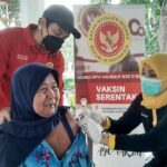 Binda Jatim dan Dinkes Bojonegoro Gelar Vaksinasi Covid-19, Sasar Warga Desa Margoagung