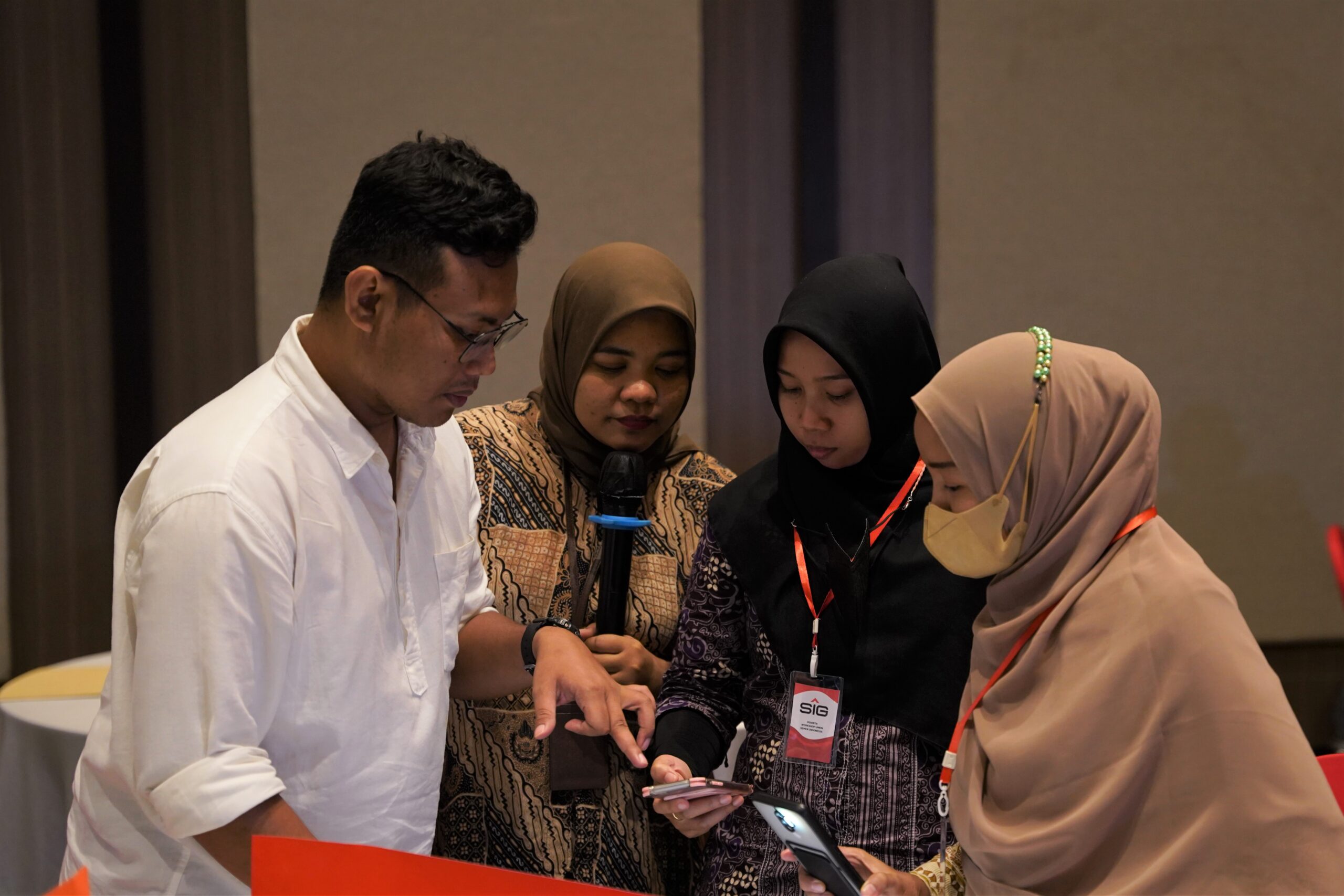 SIG Latih 40 UMKM Binaan Gunakan Medsos Untuk Tingkatkan Penjualan Produk