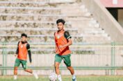 Pemain Persebaya Dicky Kurniawan Resmi Dipinjam GU