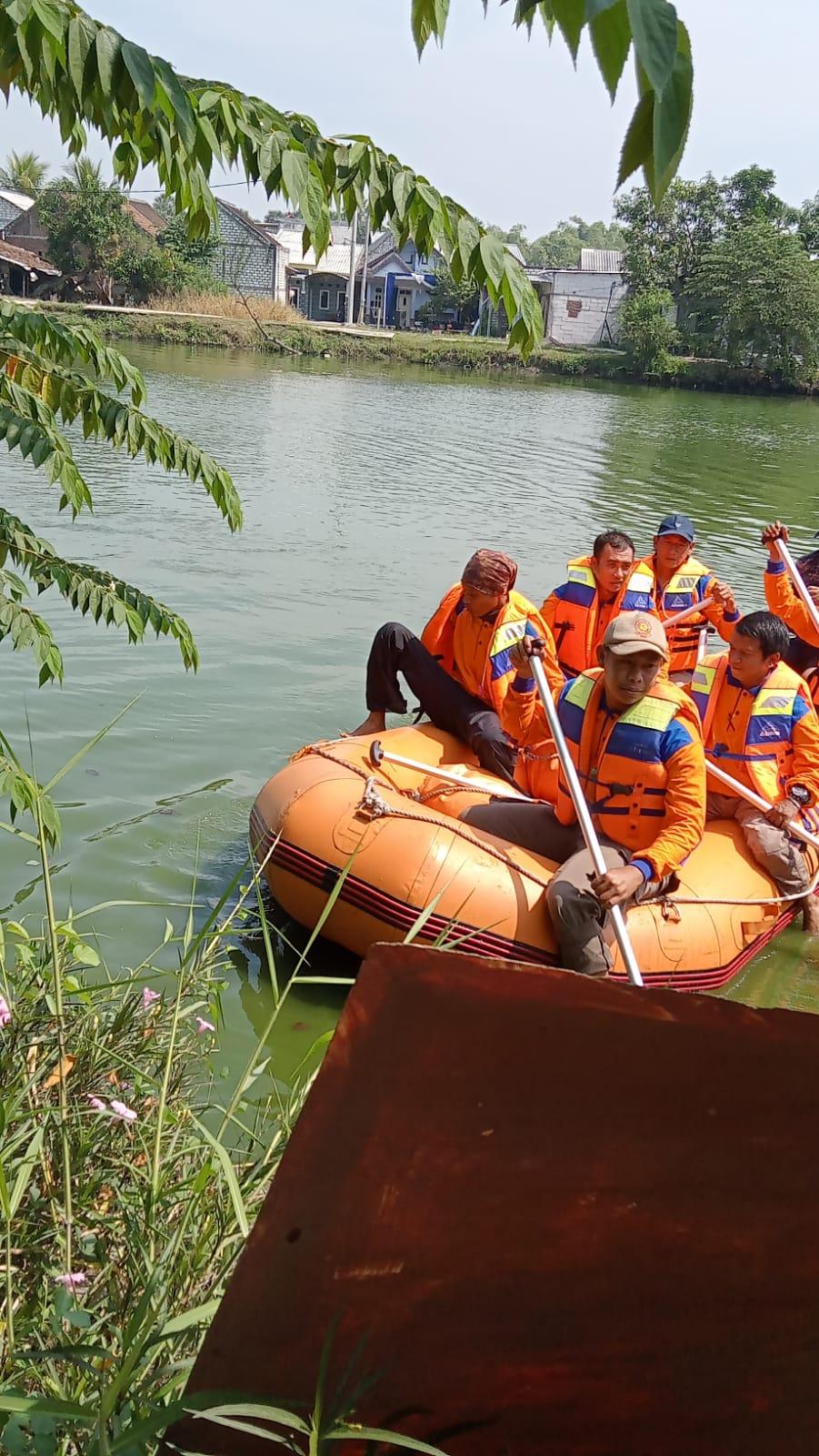 Relawan Dilatih Water Rescue, BPBD Gandeng Satpolair Gresik Siapkan TRC Tingkat Desa.