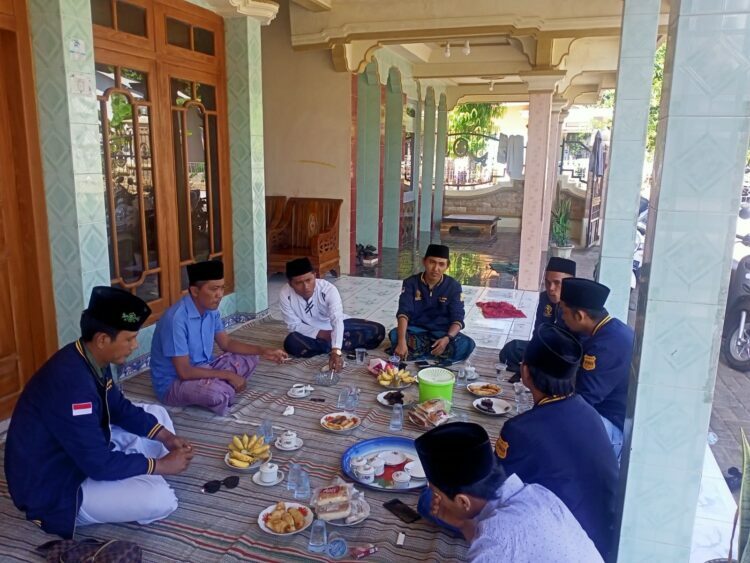 Peringati HUT Ke-77 RI, PAC IKA PMII Raas Sumenep Sampaikan Aspirasi ke Wakil Rakyat