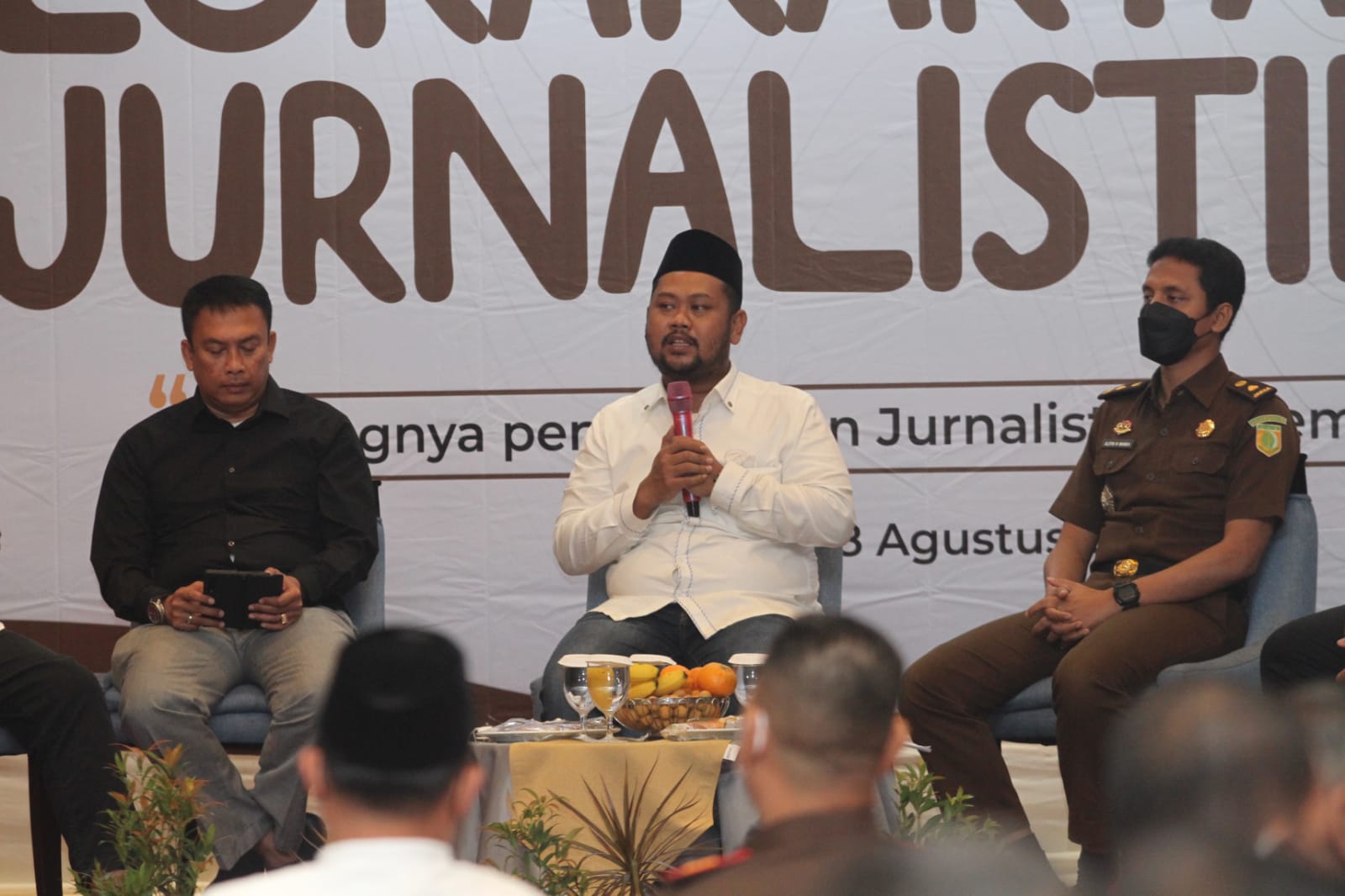 Wakil Ketua Dewan Pers : Kades Tak Perlu Takut Wartawan