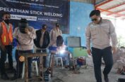 DPRD Gresik Apresiasi Pemdes Tanggulrejo Beri Pelatihan Pengelasan bagi Pemuda Desa