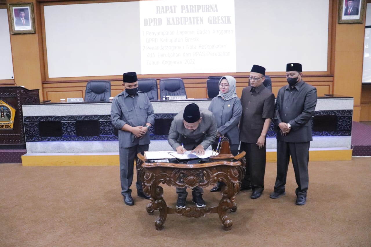 Dewan Pesimis Target PAD Terealisasi, APBD Gresik 2022 Disepakati Naik Jadi Rp 3,9 T