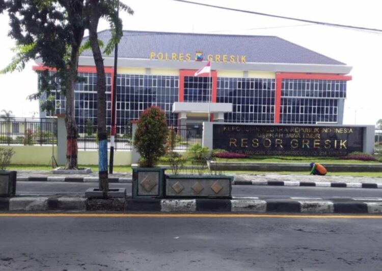 Diduga Tampar Murid, Oknum Guru SD di Gresik Dilaporkan ke Polisi