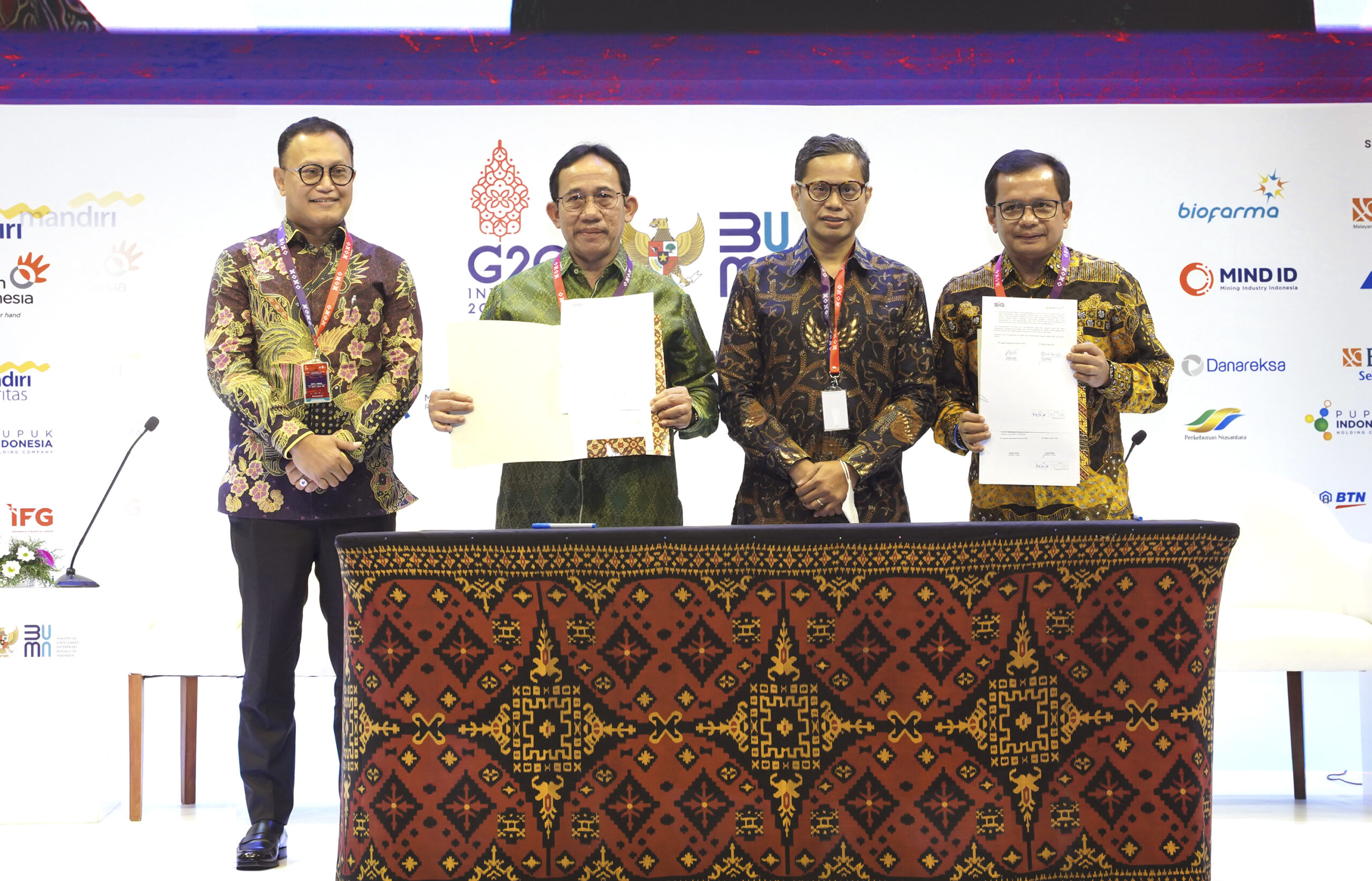 SIG dan 7 BUMN Kolaborasi Akselerasi Penurunan Emisi Karbon di Indonesia