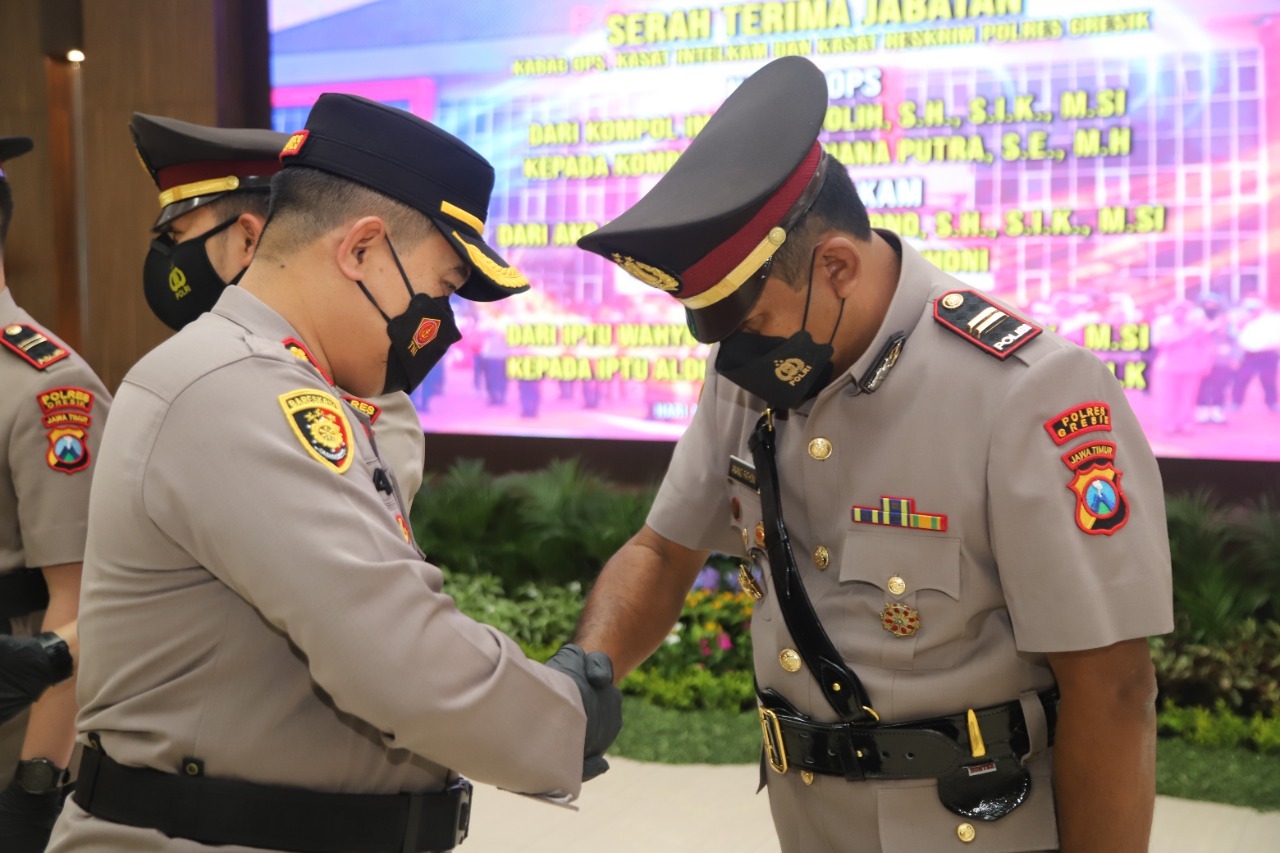 Tiga PJU Polres Gresik Jalani Sertijab