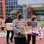Polres Gresik Kirim  Ribuan Paket Bantuan ke Cianjur