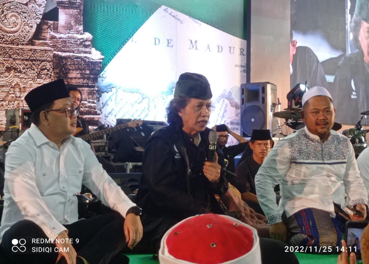 Cak Nun Sebut Gresik Sebagai Gerbang Wahyu, Ini Penjelasannya