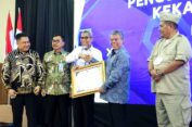 Ketua DPRD Jatim Terima Penghargaan Tokoh Peduli Kekayaan Intelektual