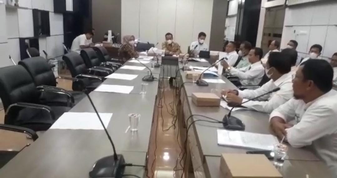 Dipersulit Urus Administasi Tanah, Warga Wadul DPRD Gresik