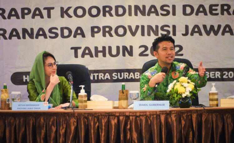 Buka Rakorda, Wagub Emil Ajak Dekranasda Jatim Siapkan UMKM Hadapi Tantangan Ekonomi 2023