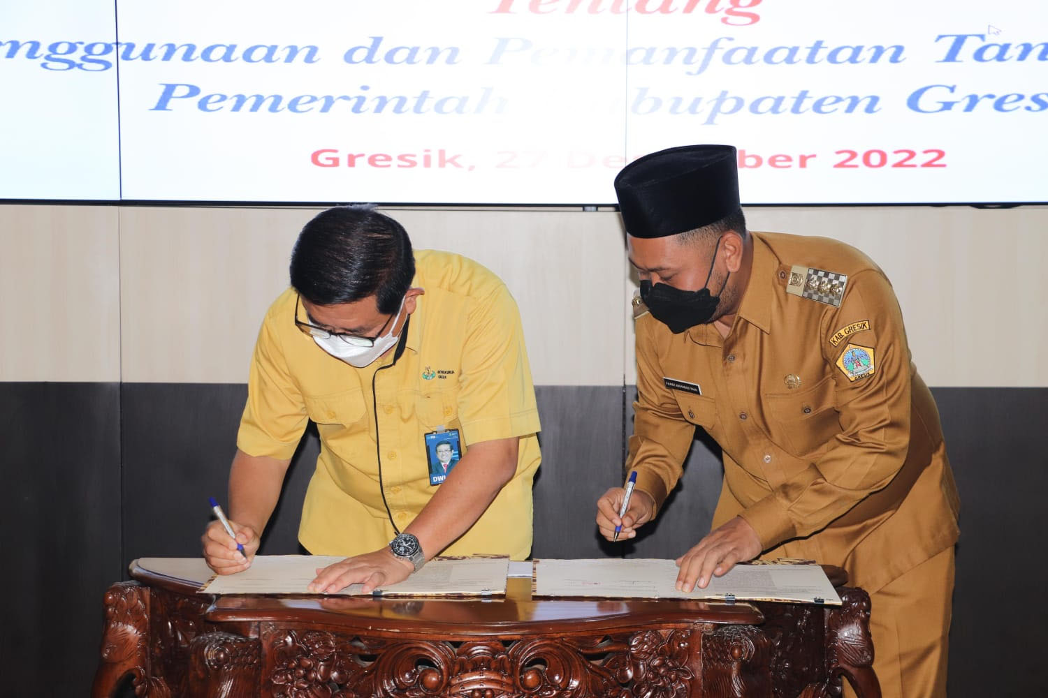 Terkatung 12 Tahun, Akhirnya PG – Pemkab Gresik Teken MoU Pemanfaatan Lahan Reklamasi