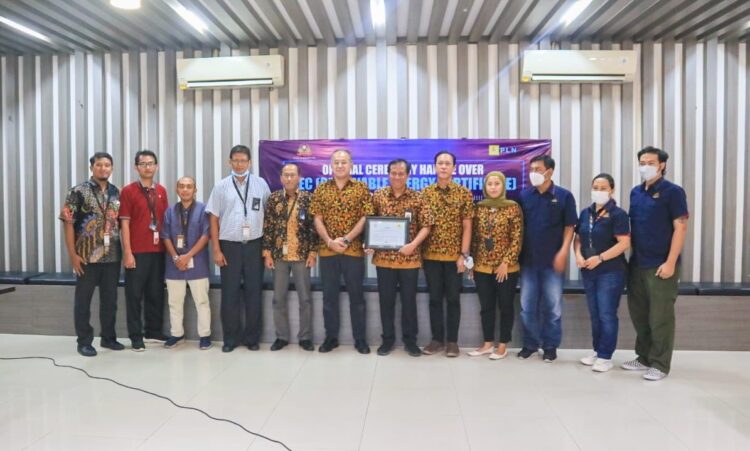 PLN Pasok 291.347 MWh Listrik Hijau Pelanggan Jatim