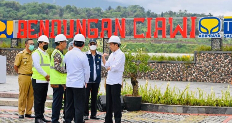 Resmikan Bendungan Ciawi, Presiden Jokowi: Mampu Reduksi Banjir di Jakarta