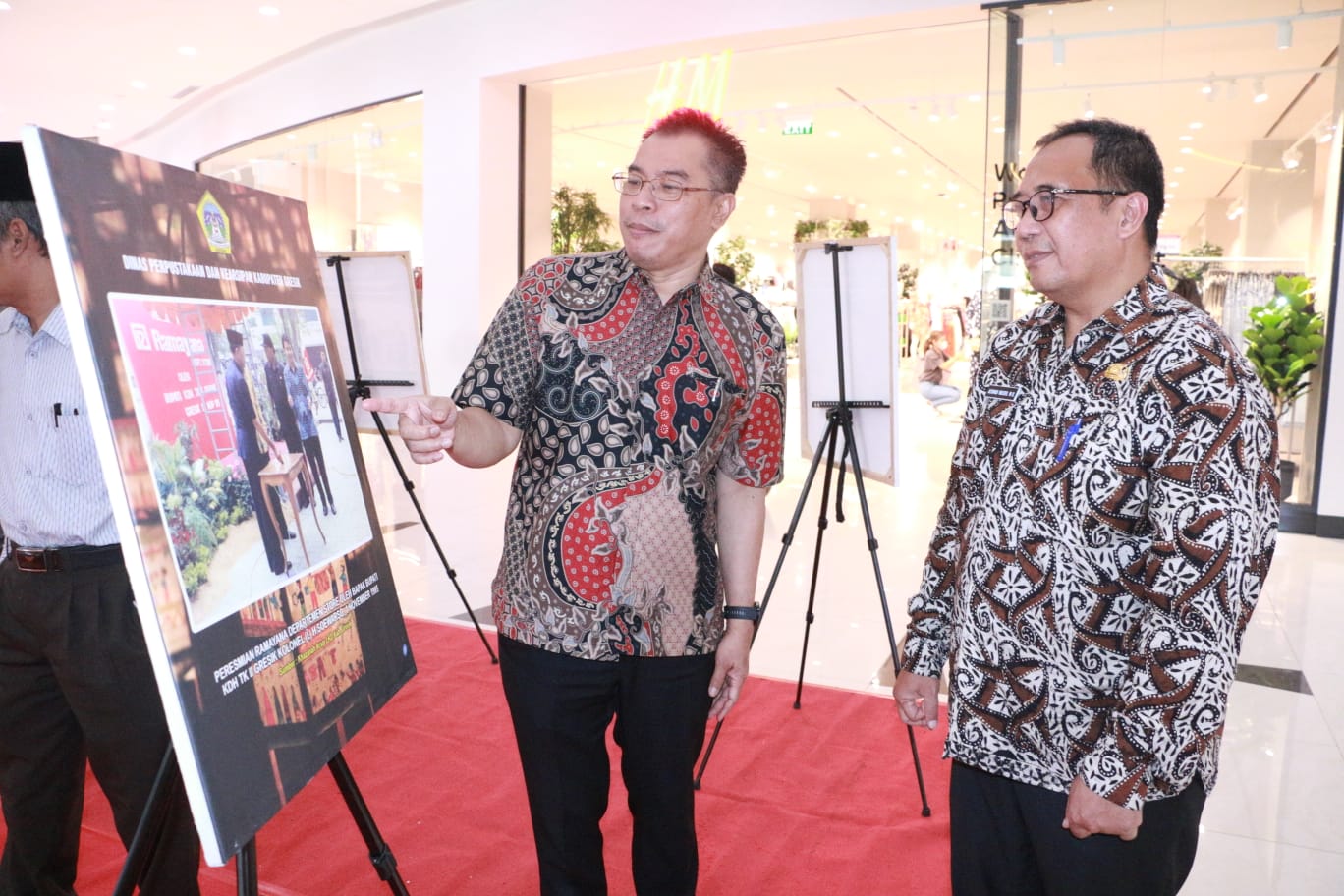 Wujudkan Sadar Literasi, Disperpussip Gresik Pamerkan Arsip Tempo Dulu