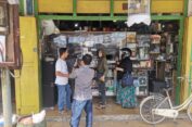Siaran Analog Berhenti, Warga Gresik Ramai Berburu STB