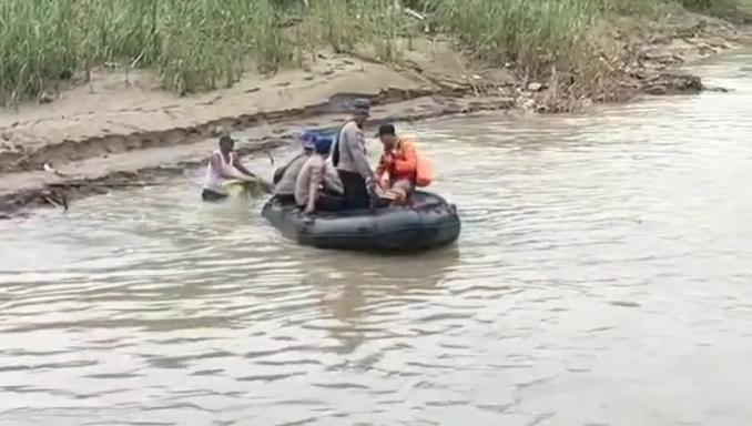 Ditemukan,  Jasad Pemburu Biawak yang Tenggelam di Kali Lamong Gresik