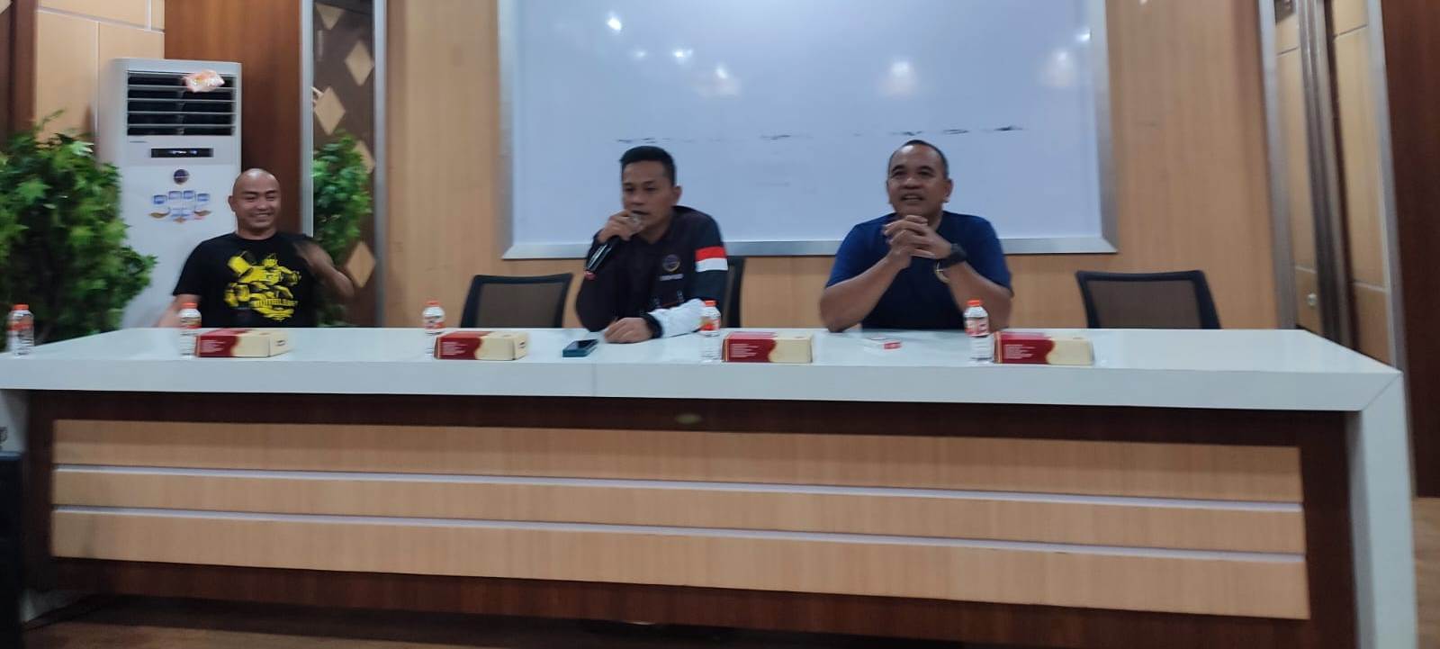 Total PJU Se- Gresik Baru 6.000 Titik
