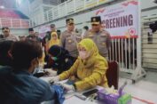 Kapolda Jatim Puji Antusias Masyarakat Gresik Ikuti Gebyar Vaksinasi Booster
