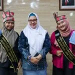 Awalnya Minder dari Kepulauan Jauh, Dua Siswi Asal Bawean Justru Raih Penghargaan Pelajar Terpercaya Diri