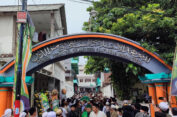 Lautan Manusia Antarkan Jenazah KH Moh Iklil Sholih ke Peristirahatan Terakhir