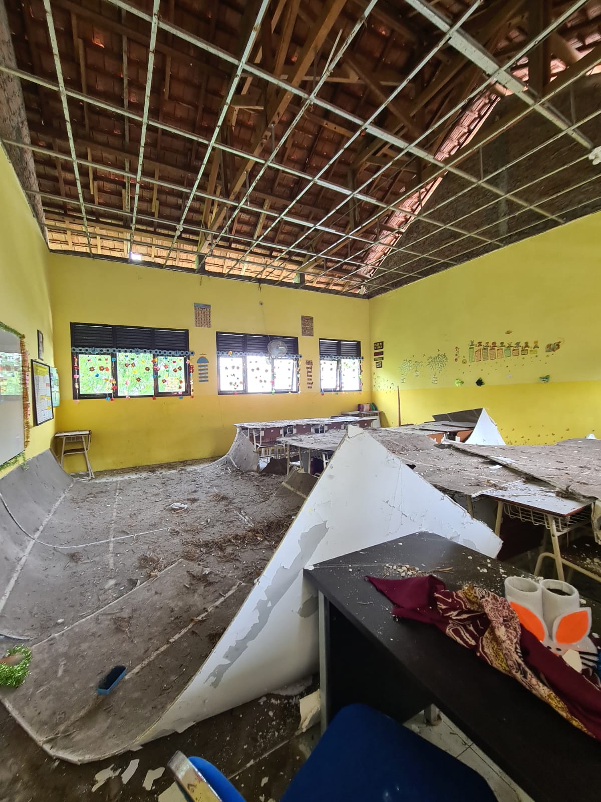 Paska Plafon SDN Gulomantung Runtuh, Disdik Gresik Imbau Sekolah Lakukan Mitigasi