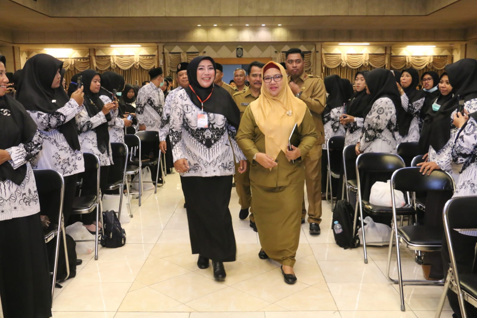 Wabup Gresik : Jangan sudah Jadi PPPK, Kinerjanya Guru Klewas- Klewes
