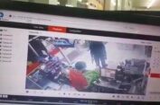Todongkan Pistol, Perampok Acak-acak Mini Market  di Duduksampeyan Gresik