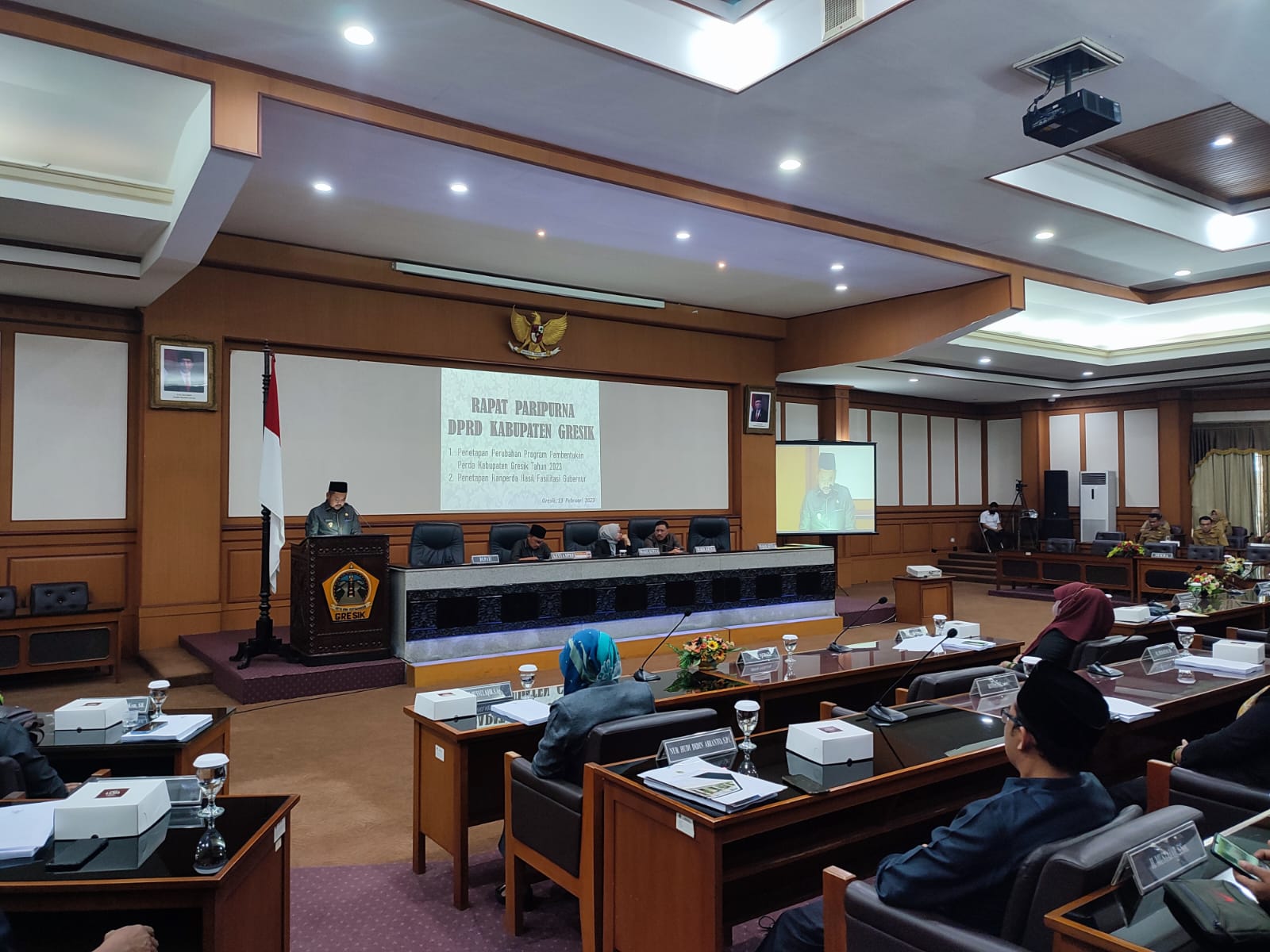 DPRD Gresik Sepakat Tetapkan Tiga Ranperda Jadi Perda dan Lanjutkan Pembahasan Empat Ranperda Tahun Lalu