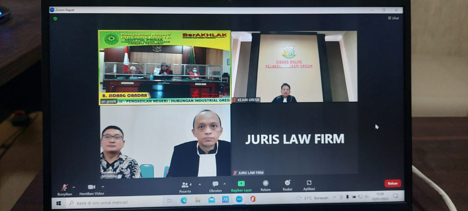 Hakim Diminta Bebaskan Terdakwa Anggota DPRD Gresik dari Tuntutan Palsukan Merek Pupuk